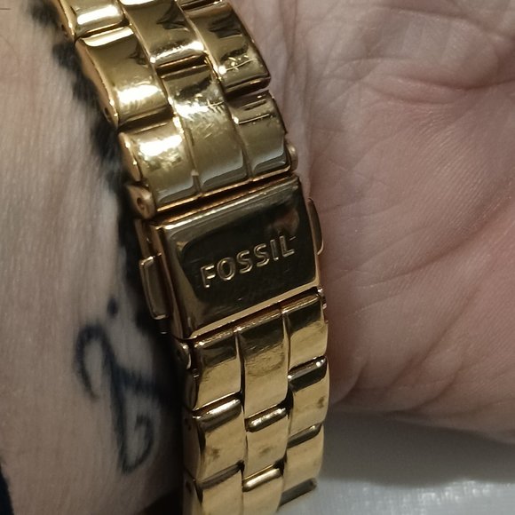 Beautiful FOSSIL Watch main image 4